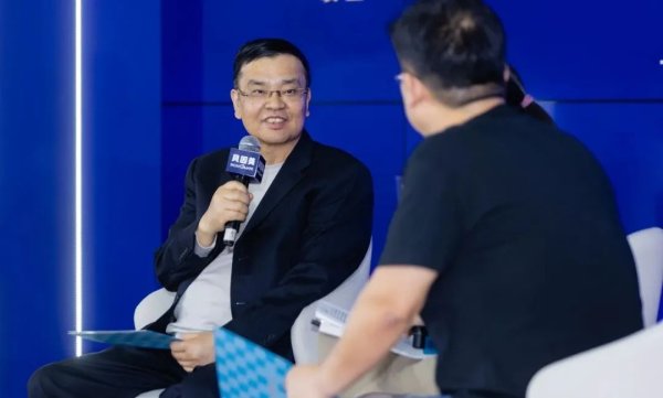 排名第一的配资公司 “国产奶粉第一股”提出预重整申请，控制权或将变更｜公司舆情哨